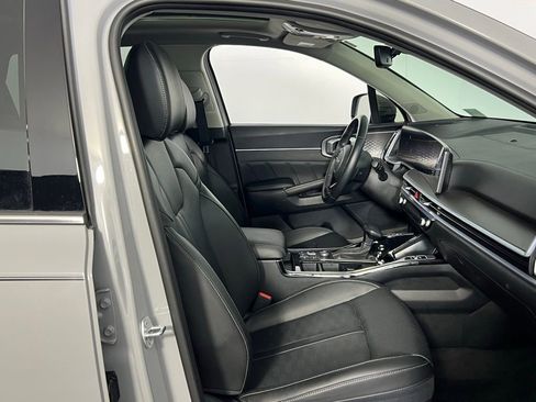 Used 2024 Kia Sorento SX image 32