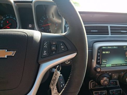 Used 2015 Chevrolet Camaro SS w/ SS Performance Package RWD image 21