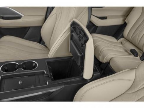 Certified 2025 Acura MDX w/Advance Package image 17