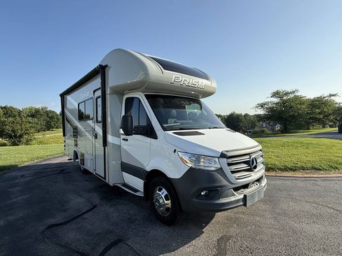 Used 2020 Mercedes-Benz Sprinter 3500 image 5
