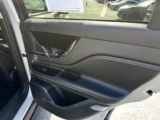 Certified 2023 Lincoln Corsair AWD image 40