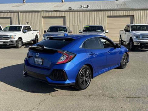 Used 2018 Honda Civic EX image 10