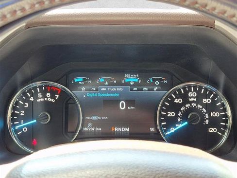 Used 2019 Ford F150 King Ranch w/ Equipment Group 601A Luxury AWD/4WD image 11