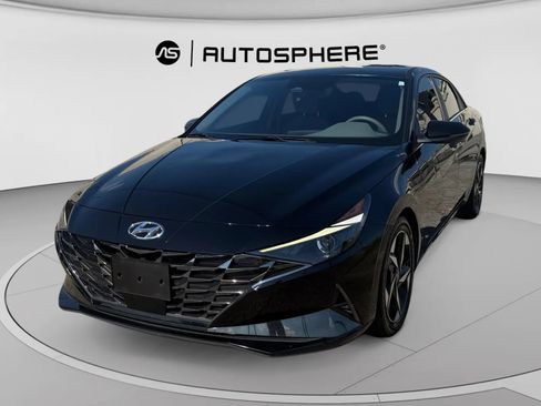 Used 2021 Hyundai Elantra SEL w/ Convenience + Premium Package FWD image 3