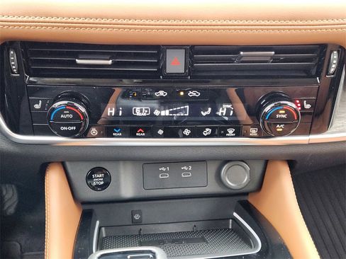 New 2026 Nissan Rogue Platinum image 14