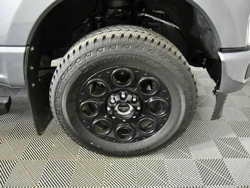 Used 2024 Ford F350 Lariat w/ Black Appearance Package image 17