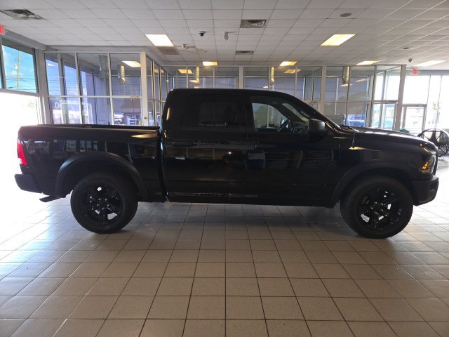 Used 2024 RAM 1500 Warlock AWD/4WD image 9