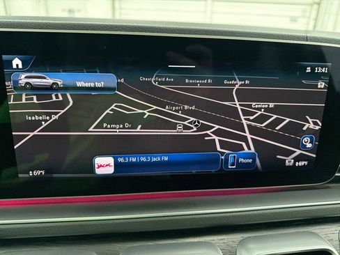 Used 2024 Mercedes-Benz GLS 450 4MATIC image 16