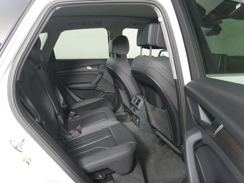 Used 2024 Audi Q5 2.0T Premium Plus AWD/4WD image 27