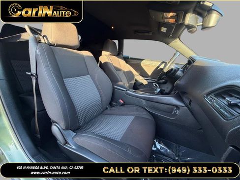 Used 2020 Dodge Challenger SXT RWD image 14