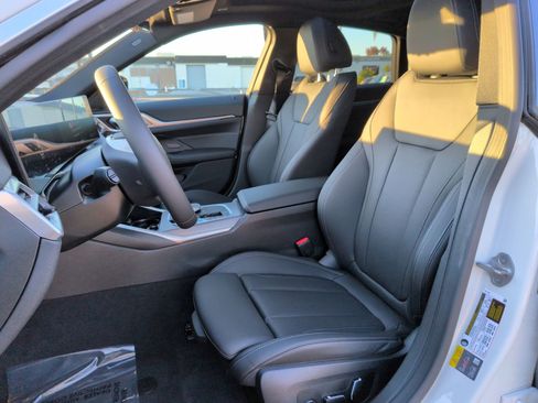 Used 2025 BMW i4 eDrive40 w/ Parking Assistance Package image 16