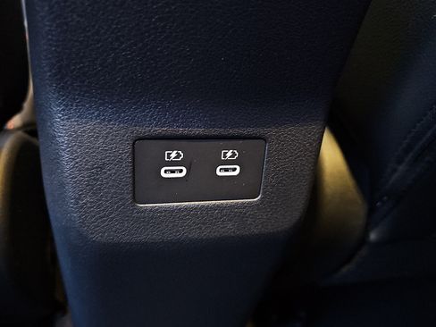 Certified 2025 Nissan Kicks SR AWD/4WD image 12