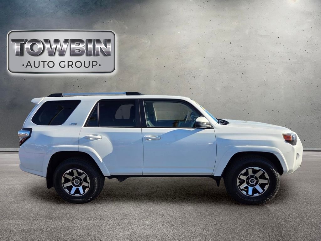 Used 2021 Toyota 4Runner SR5 RWD image 3