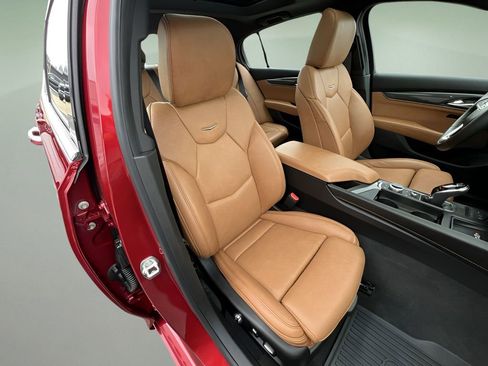 Certified 2025 Cadillac CT5 Premium Luxury w/ Platinum Package image 29