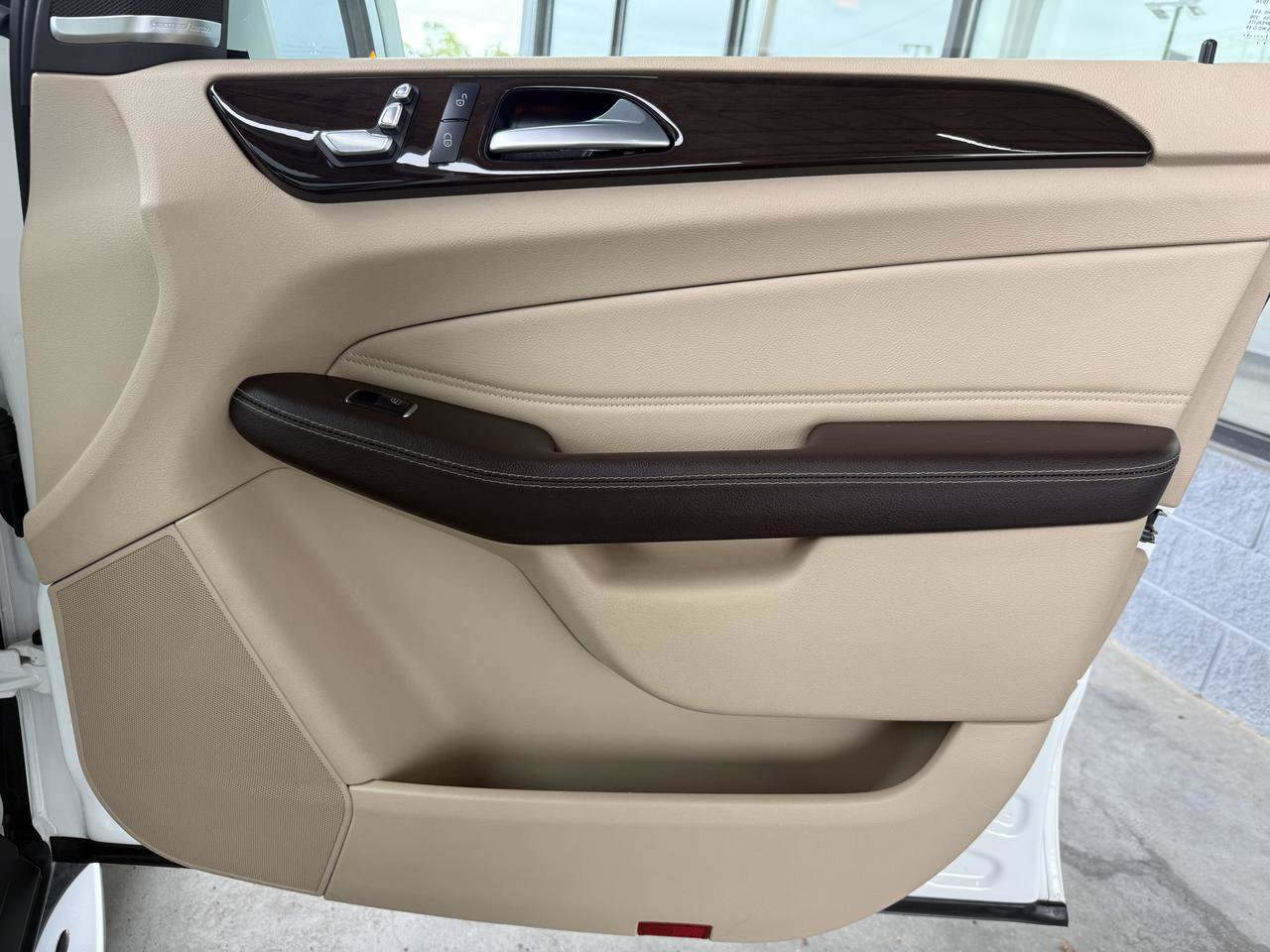 Used 2018 Mercedes-Benz GLE 350 image 33