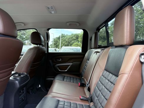Used 2017 Nissan Titan Platinum Reserve AWD/4WD image 14