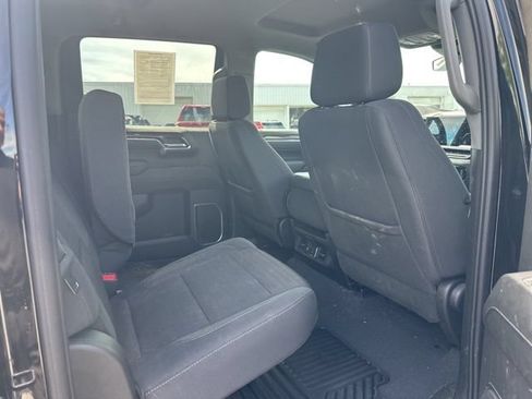 Used 2023 Chevrolet Silverado 1500 LT AWD/4WD image 10