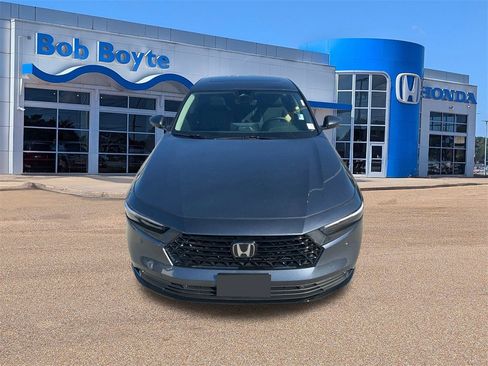 New 2025 Honda Accord EX-L image 2