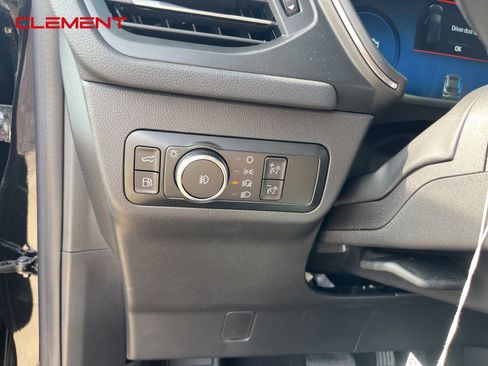 New 2024 Ford Escape SE w/ PHEV Premium Package image 11