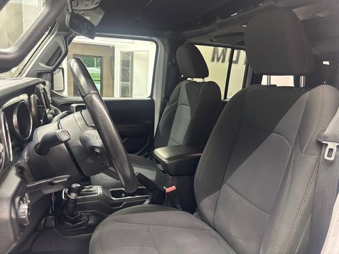 Used 2018 Jeep Wrangler Unlimited Sport S AWD/4WD image 15