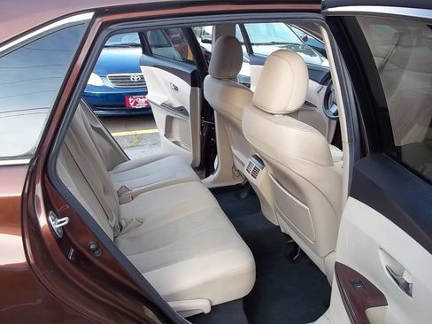 Used 2014 Toyota Venza LE w/ LE Convenience Package AWD/4WD image 12