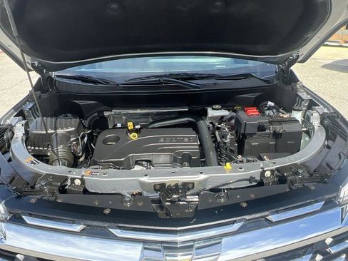 Used 2025 Chevrolet Equinox LT image 30