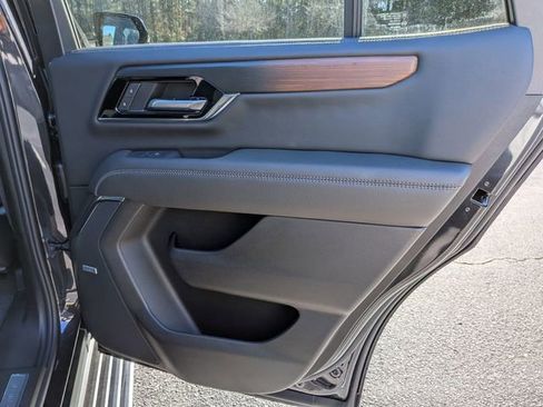 New 2026 GMC Yukon Denali w/ Sun & Power Step Package image 34