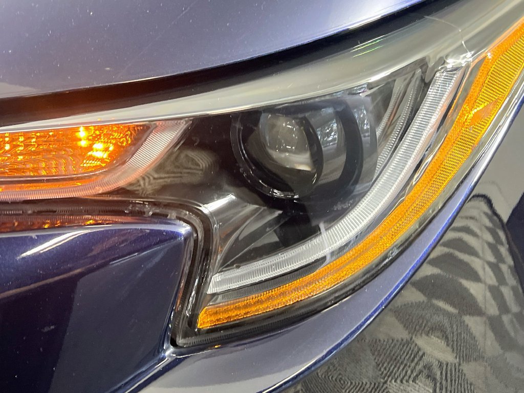 Used 2025 Toyota Corolla LE FWD image 9