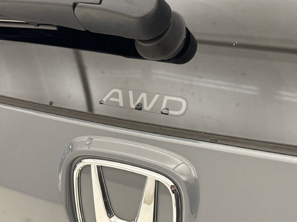 Used 2025 Honda CR-V Sport Touring image 10