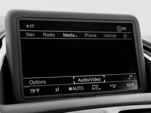 Used 2020 Aston Martin DB11 Coupe image 28