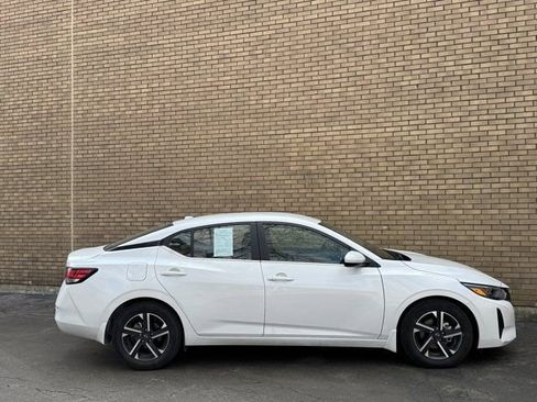 Used 2024 Nissan Sentra SV w/ All-Weather Package image 4