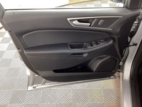 Used 2024 Ford Edge SEL image 17