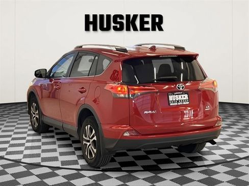 Used 2016 Toyota RAV4 LE image 3