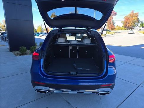 Used 2026 Mercedes-Benz GLC 300 4MATIC image 6