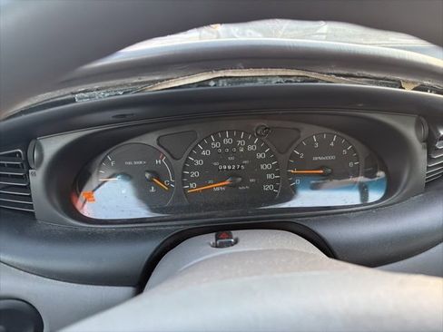 Used 1998 Ford Taurus LX image 11