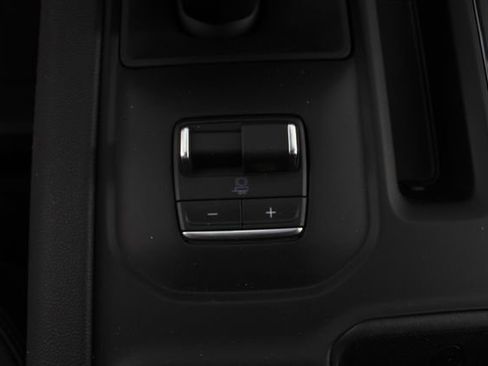 New 2026 GMC Sierra 1500 AT4 image 9