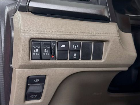 Used 2023 Honda Odyssey EX-L image 10