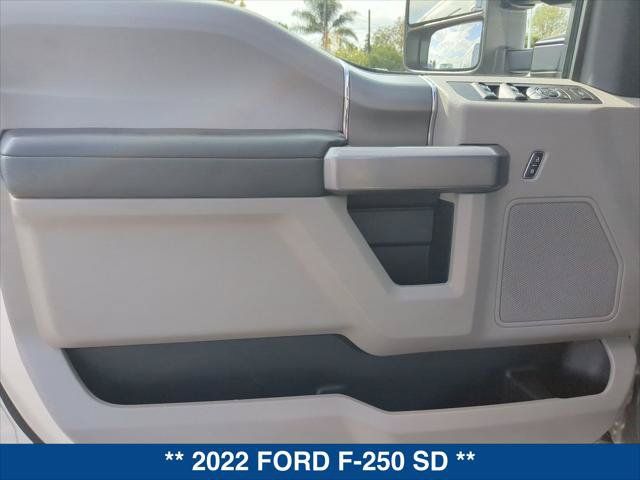 Used 2022 Ford F250 XLT w/ XLT Premium Package AWD/4WD image 10