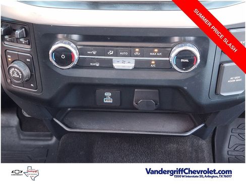 Used 2022 Ford F150 XLT w/ Equipment Group 301A Mid AWD/4WD image 16