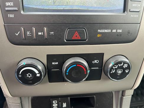 Used 2017 Chevrolet Traverse LS image 17