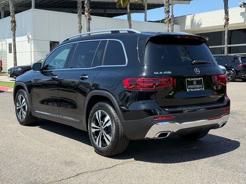 New 2026 Mercedes-Benz GLB 250 image 8