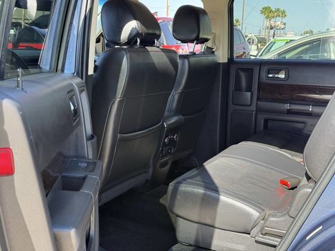 Used 2018 Ford Flex Limited FWD image 22