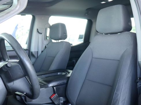 Used 2020 GMC Sierra 1500 4x4 Crew Cab w/ Fleet Convenience Package image 16