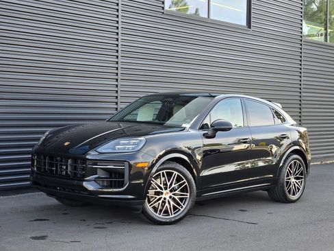 New 2026 Porsche Cayenne Coupe AWD/4WD image 1