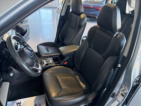 Used 2023 Subaru Forester Limited image 21