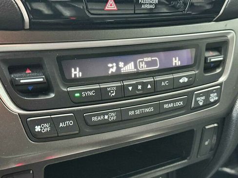 Used 2022 Honda Pilot Special Edition image 25