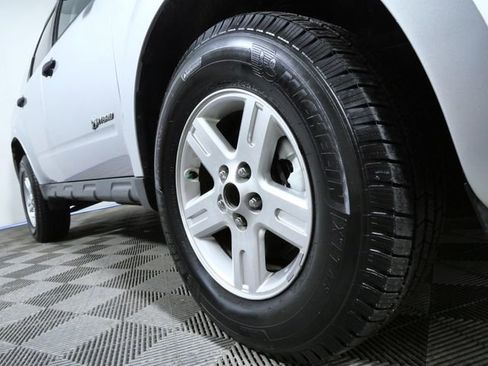 Used 2010 Ford Escape Hybrid image 2