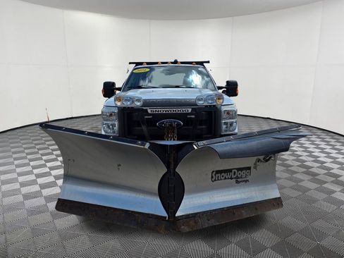Used 2016 Ford F350 XL w/ Power Equipment Group AWD/4WD image 2