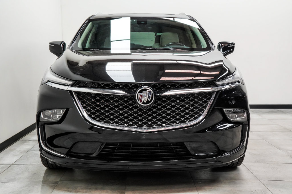 Used 2023 Buick Enclave Avenir w/ Avenir Technology Package AWD/4WD image 6