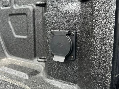 Used 2025 Chevrolet Silverado 1500 Custom Trail Boss w/ Turbomax Blackout Package image 27